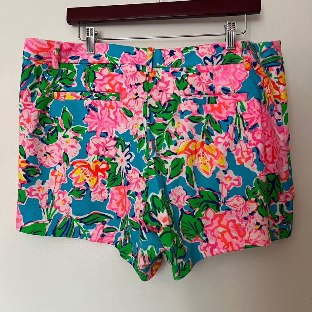 Lilly Pulitzer Pink and Green Shorts Vibrant Floral Design